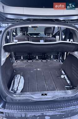 Минивэн Renault Scenic 2010 в 