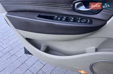 Минивэн Renault Scenic 2010 в 
