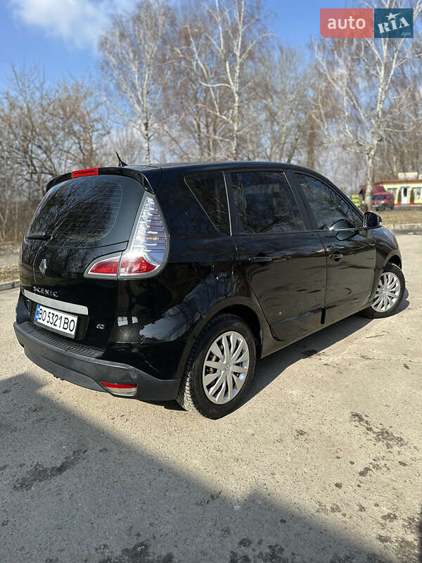 Минивэн Renault Scenic 2013 в Золочеве