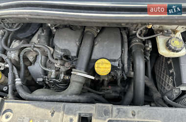 Минивэн Renault Scenic 2013 в 