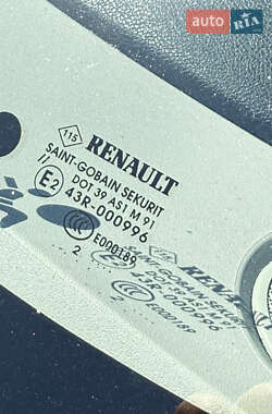 Минивэн Renault Scenic 2012 в 
