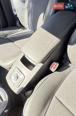 Минивэн Renault Scenic 2012 в 