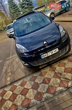Минивэн Renault Scenic 2010 в Ровно