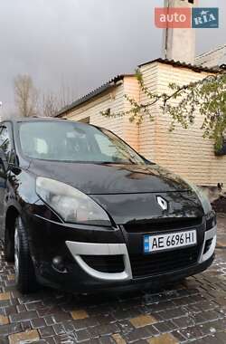 Минивэн Renault Scenic 2010 в Кривом Роге