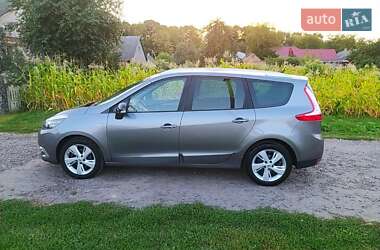 Минивэн Renault Scenic 2014 в 