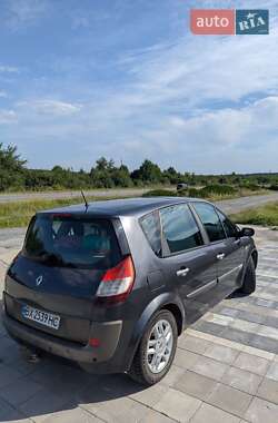 Минивэн Renault Scenic 2005 в 