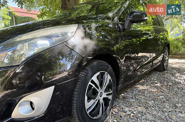 Минивэн Renault Scenic 2009 в 