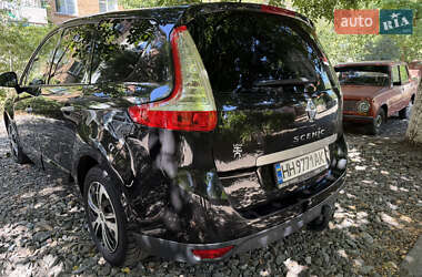 Минивэн Renault Scenic 2009 в 