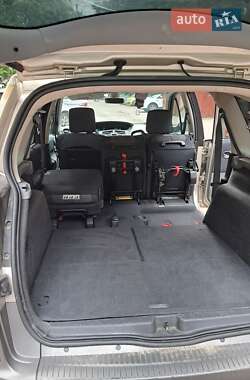 Минивэн Renault Scenic 2006 в 