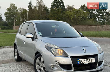Мінівен Renault Scenic 2010 в Дрогобичі