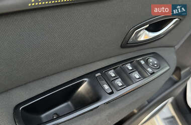 Минивэн Renault Scenic 2010 в 