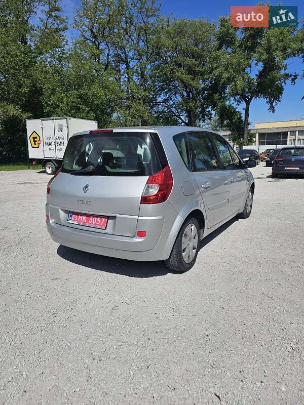 Минивэн Renault Scenic 2008 в Каменском