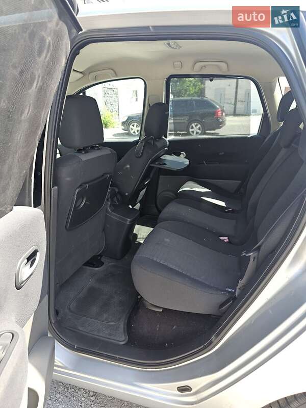 Минивэн Renault Scenic 2008 в Каменском