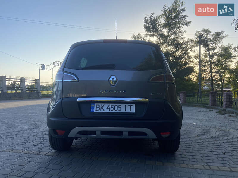 Минивэн Renault Scenic 2013 в Киеве
