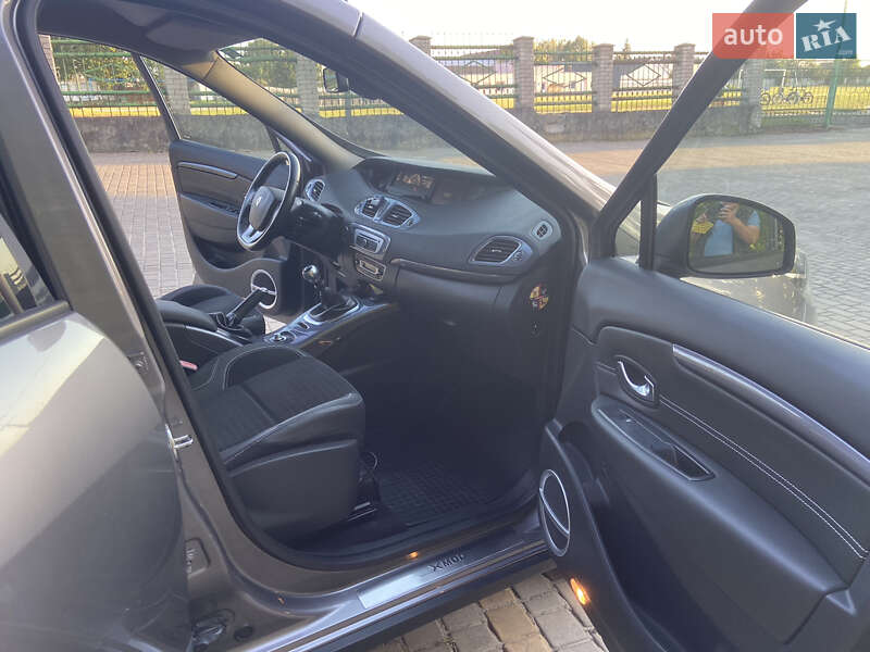 Минивэн Renault Scenic 2013 в Киеве