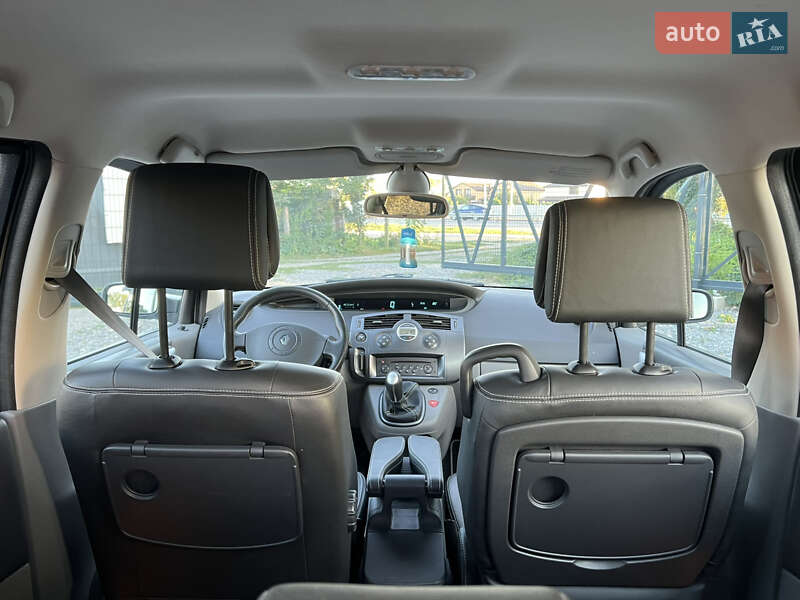 Минивэн Renault Scenic 2006 в Виннице