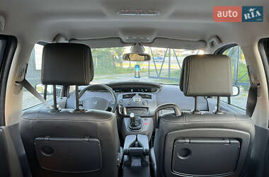 Минивэн Renault Scenic 2006 в 