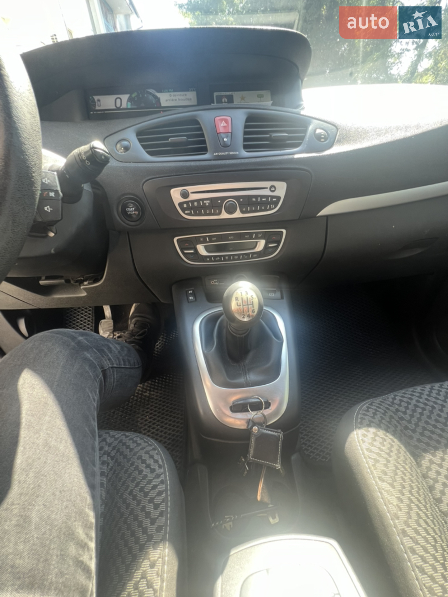 2011 Renault Scenic - мініатюра 17