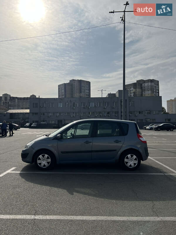 Минивэн Renault Scenic 2006 в Киеве