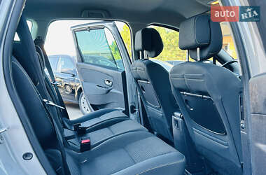 Минивэн Renault Scenic 2009 в 