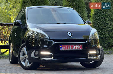 Минивэн Renault Scenic 2013 в 
