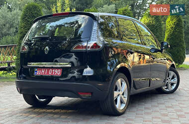 Минивэн Renault Scenic 2013 в 