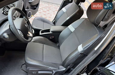 Минивэн Renault Scenic 2013 в 