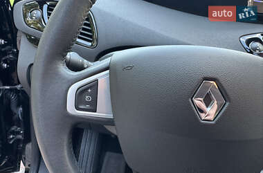 Минивэн Renault Scenic 2013 в 