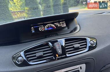 Минивэн Renault Scenic 2013 в 