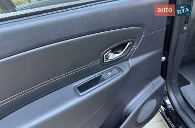 Минивэн Renault Scenic 2013 в 