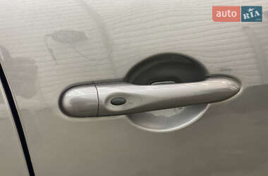 Минивэн Renault Scenic 2016 в 