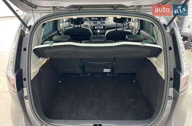 Минивэн Renault Scenic 2016 в 