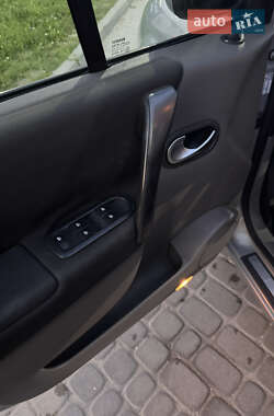 Минивэн Renault Scenic 2005 в 