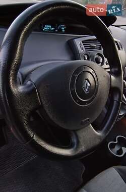 Минивэн Renault Scenic 2005 в 