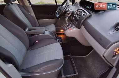 Минивэн Renault Scenic 2005 в 