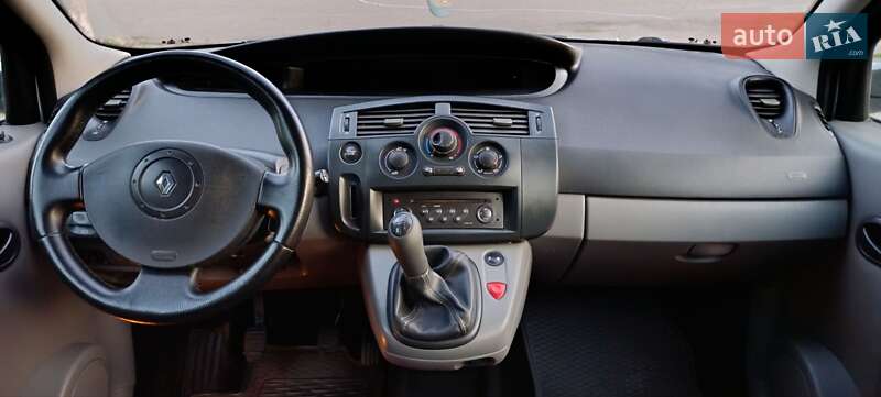 Мінівен Renault Scenic 2005 в Жовтих Водах