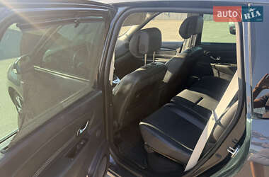 Минивэн Renault Scenic 2011 в 