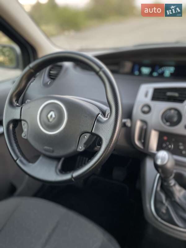 Минивэн Renault Scenic 2008 в Днепре