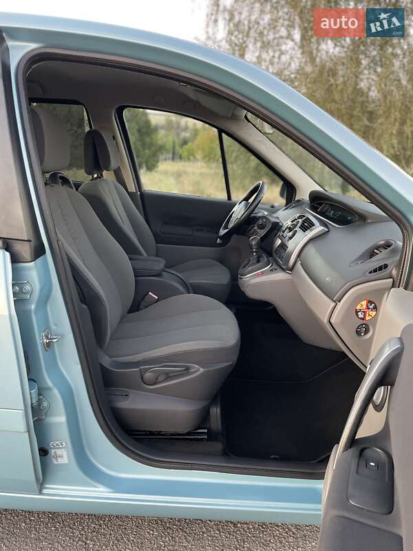 Минивэн Renault Scenic 2008 в Днепре