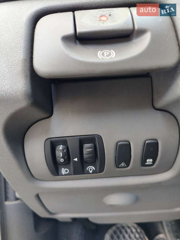 Минивэн Renault Scenic 2008 в Гусятине фото 3 Минивэн Renault Scenic 2008 в Гусятине