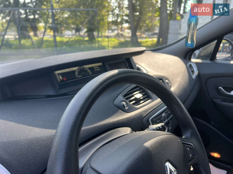 Минивэн Renault Scenic 2009 в Виннице