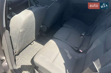 Минивэн Renault Scenic 2009 в 