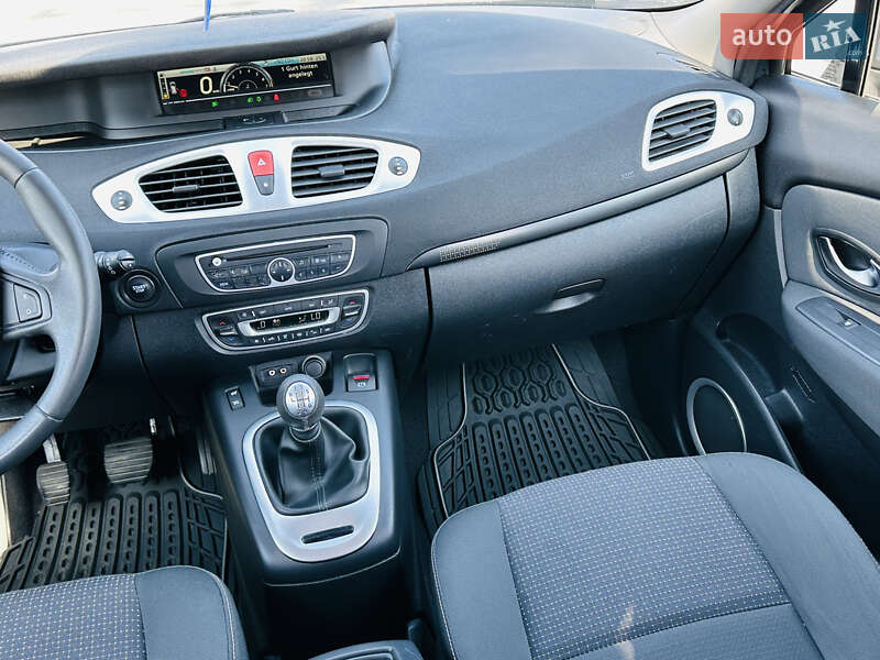 Минивэн Renault Scenic 2009 в Харькове