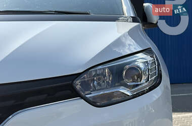 Минивэн Renault Scenic 2019 в 
