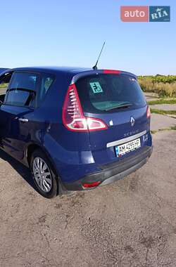 Мінівен Renault Scenic 2010 в 