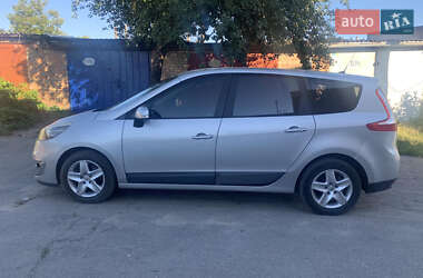 Мінівен Renault Scenic 2012 в 