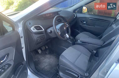 Мінівен Renault Scenic 2012 в 