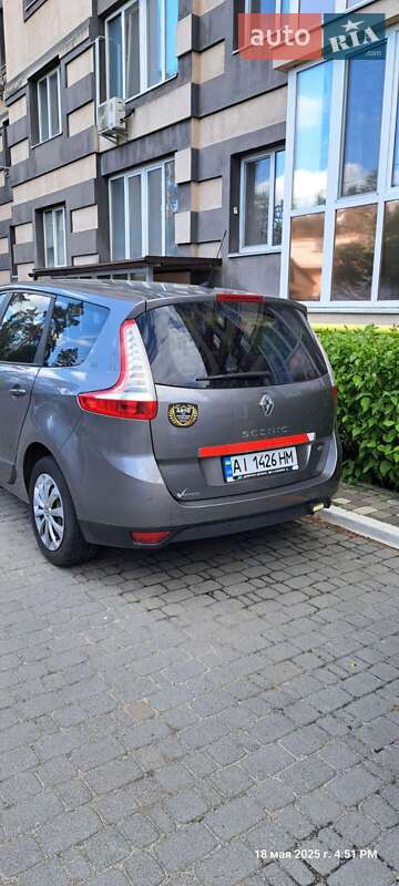 Мінівен Renault Scenic 2014 в Ірпені