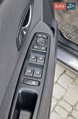 Минивэн Renault Scenic 2014 в 