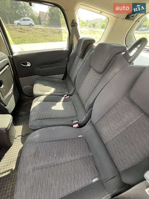 Минивэн Renault Scenic 2006 в Днепре